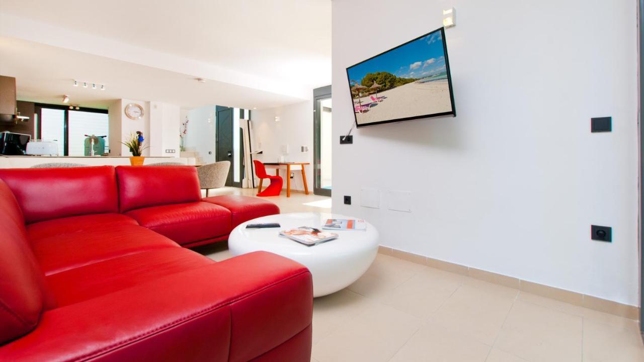Villa Pam Beach House Playa De Muro - 200M To Beach With Hot Tub 알쿠디아 외부 사진