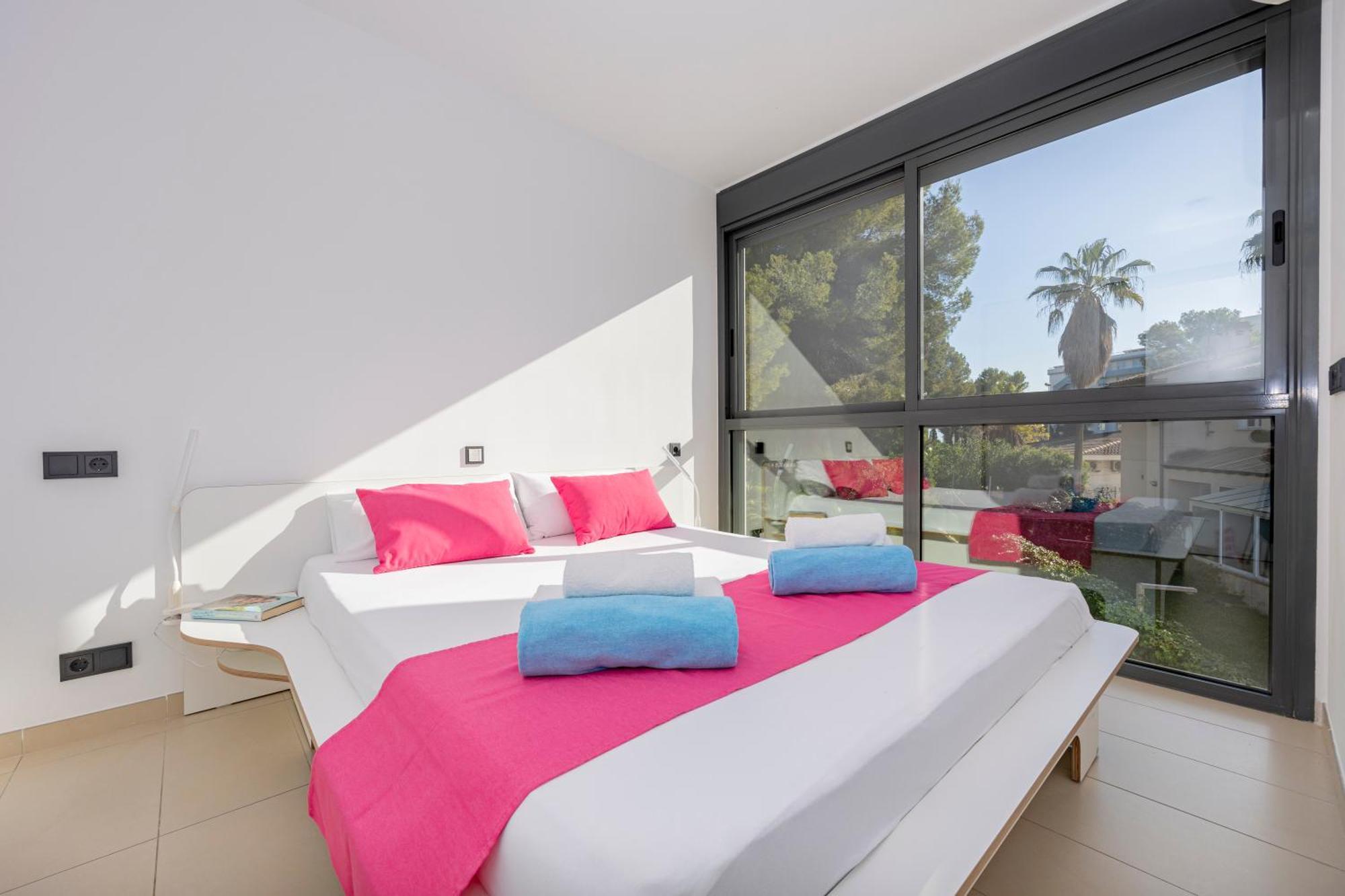 Villa Pam Beach House Playa De Muro - 200M To Beach With Hot Tub 알쿠디아 외부 사진